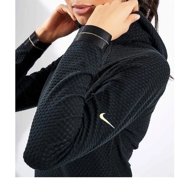 Nike Pro Women’s Icon Clash Hooded Dry Fit Long Sleeve Black/Metallic Gold XS - Picture 3 of 16